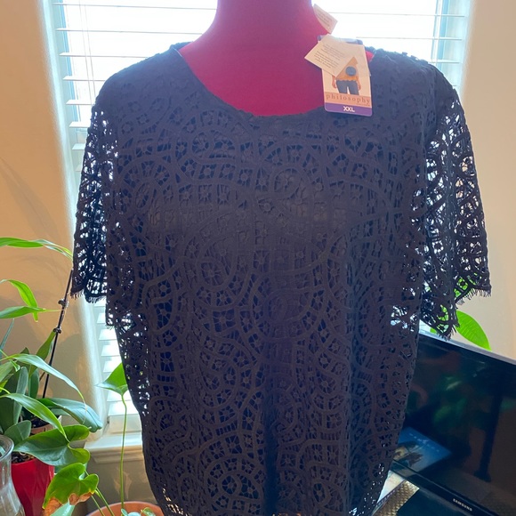 🌑Lace eyelet overlay🌑  Ladies Blouse  NWT - Picture 10 of 12